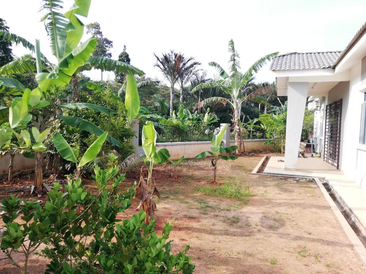 Samsiah Guest House - Taman Yayasan Segamat Buloh Kasap エクステリア 写真